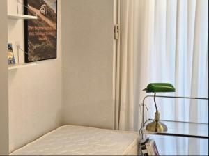 42Hongdae Station Area, Yeonnam, Hongdae Street, 15 Minutes from Itaewon, Single Accommodation, Fully Furnished