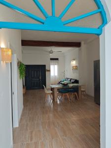 SeaSuites Turquoise - Casa premium con piscina interior privada y chillout