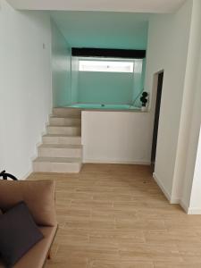 SeaSuites Turquoise - Casa premium con piscina interior privada y chillout