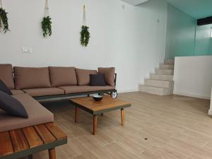 SeaSuites Turquoise - Casa premium con piscina interior privada y chillout