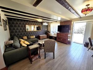 Authentic Heritage House with Panoramic Sea View