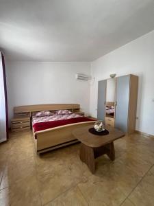Starlight Apartments