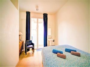 Spacious apartment with terrace, view
