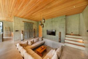 Modern 3BR Villa with Breathtaking Ricefield View