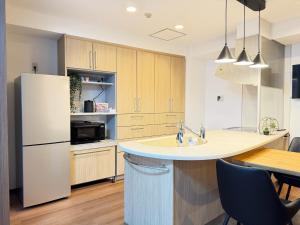 Tokyo Ikebukuro Residence with Huge Kitchen