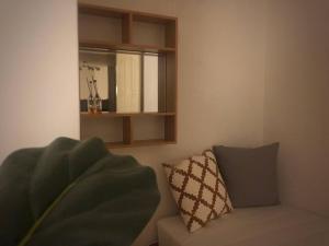 5,near hongdae, quiet area, 2nd floor, 1min sangsu stn