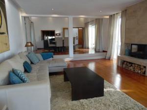 Extraordinary villa in Vilamoura with pool