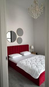 Crystal Loft in Center