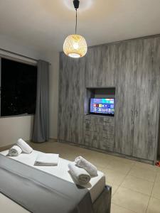 Moon Apartment