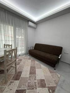 Cems Luxury Apartment