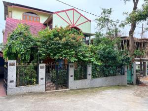 Peaceful Garden Villa near Sankardev Netralaya