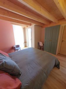 Surf & Sauna Bud House