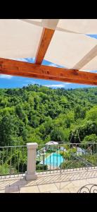 La loggia sulle Apuane