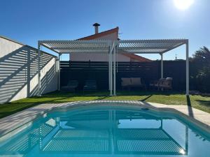 Great apartment in a villa with swimming pool