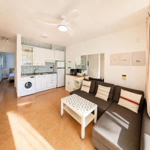 Nice Apartment with Swimmingpool, Wifi and Free Parking in Arguineguin