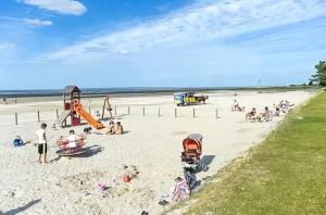 Apparemment neuf sur mer 1