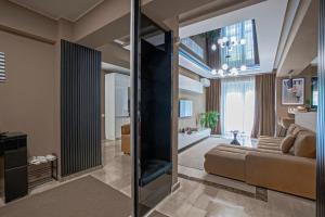 Sas 1 Luxury Apartments