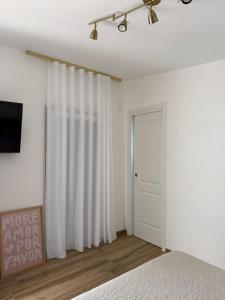 B&B Aura