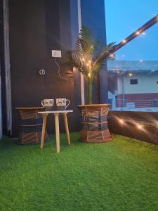 Cozy Balcony Studio near Medanta & Cyberhub