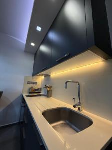Luxury Holiday Studio in Resort, near Long Beach