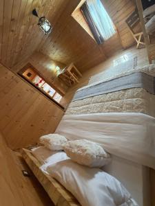 Guesthouse "Gjin Thana"