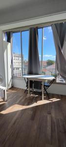 STUDIO PALAVAS LES FLOTS Très bien placé !