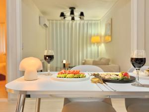 3 Minute Walk from Subway Station Near Seoul Station Myeongdong Namsan Hongdae Gyeongbokgung Palace Yongsan Itaewon Free Parking