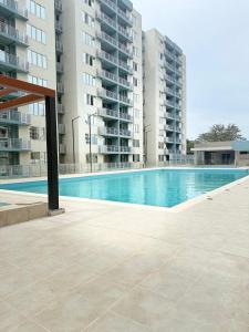 Nuevo y moderno apartamento cerca al mar 3 habitaciones 2 baños estacionamiento gratis wifi alta velocidad capacidad 6 personas
