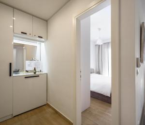 Twin Superior Suites-2nd floor-balcony-250m metro station