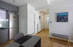 Twin Superior Suites-2nd floor-balcony-250m metro station