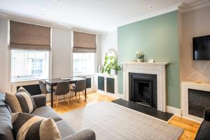 Modern Abode steps from Trafalgar Square