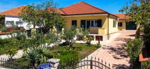 Holiday House Lavanda