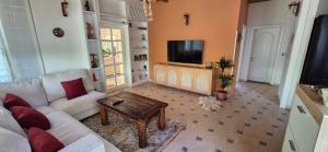 Vila 1 - Sea, Nature, Pool & Privacy