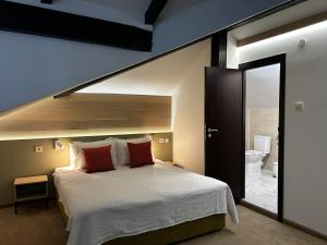 Family Hotel Bile