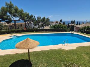 Duplex Penthouse 2 Living Rooms 3 Double Bedroom 4 Beds 4 Terraces Outstanding Sea & Mountain views