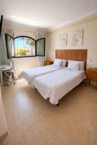 Habitación Conde Mar - Terraza y baño privado en Casa Particular