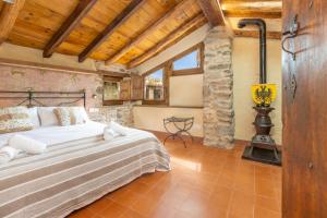 Casa medieval reformada en uno de los pueblos más bonitos de Girona, con aire acondicionado y Wi-fi
