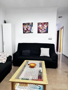 Garbí Beachfront Apartament - Primera línea con vistas al Mar Mediterraneo