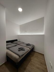 J&J apartment