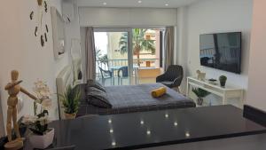 Comfortable studio in Marbella with sea views