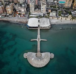 Big apartment central seaview