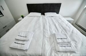 Royal Rooms 102