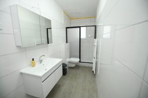 Royal Rooms 102