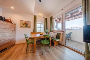 Stilvolle Maisonette mit Balkon