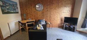 Faodail, 1 Bed Studio apartment at Ravenscraig Castle and Park