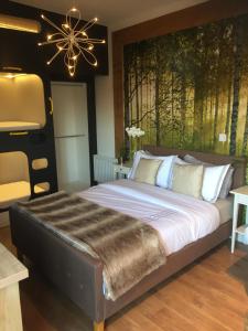 Willow Court Farm Studio West & Petting Farm, 8 mins to Legoland & Windsor, 15 mins to Lapland UK