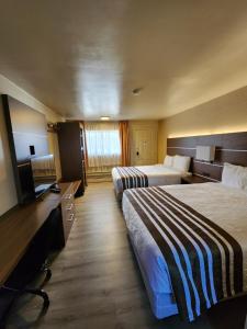 Knights Inn Lindsay
