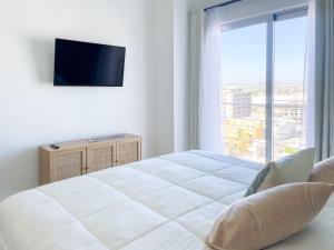Family-Friendly Apartment near Malecon & Pool