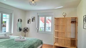 Design I Europapark I beheizbarer Swimming-Pool I Sauna I Boxspring I Parkplatz I Kaffee