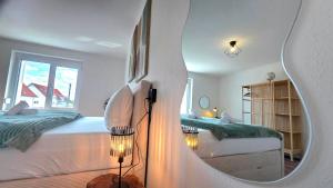 Design I Europapark I beheizbarer Swimming-Pool I Sauna I Boxspring I Parkplatz I Kaffee